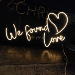 Vinyuup We Found Love - Dekoratif Neon Led Yazı Tabela