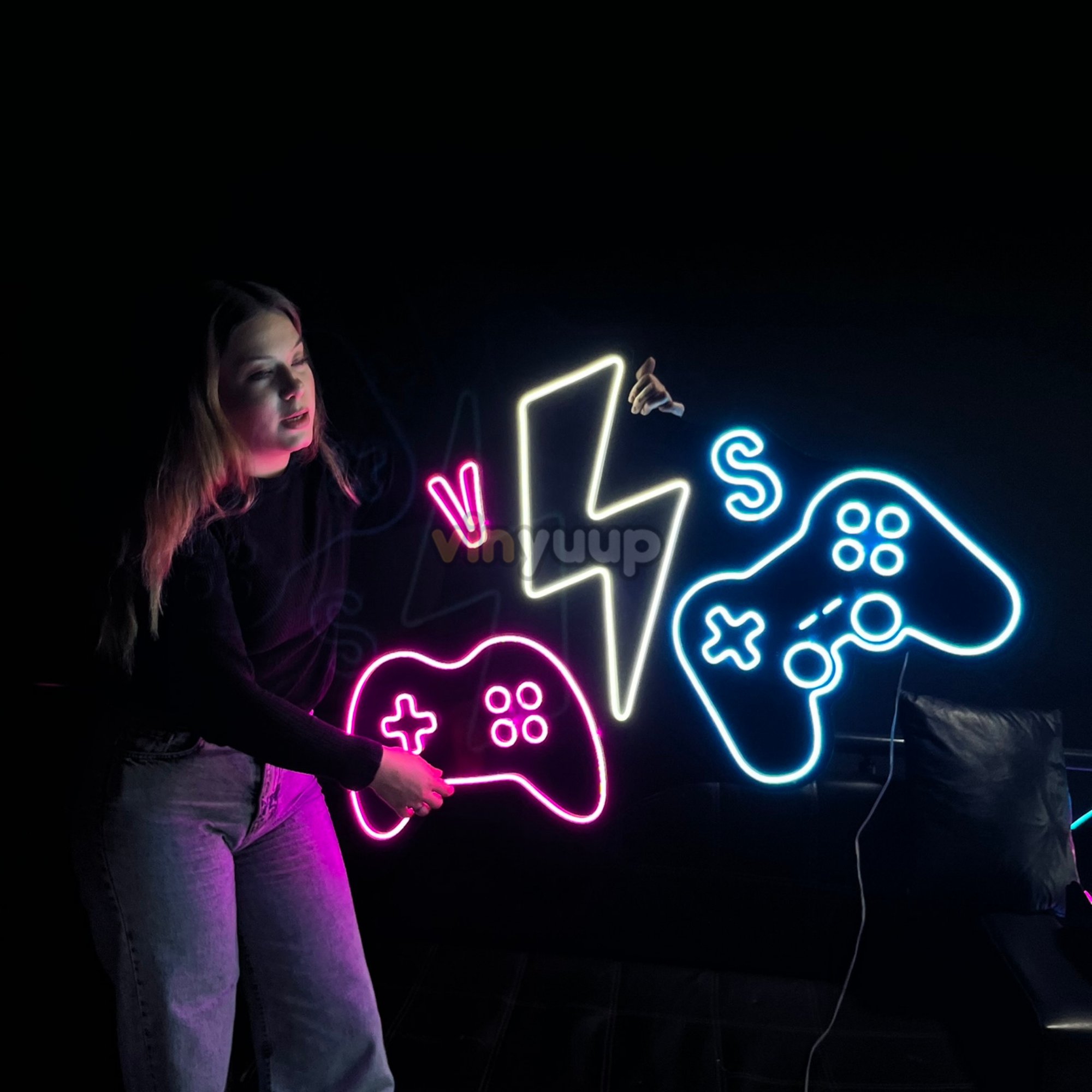 Vinyuup Oyun Konsolları Versus Vs - Dekoratif Neon Led Yazı Tabela