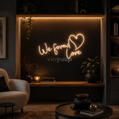 Vinyuup We Found Love - Dekoratif Neon Led Yazı Tabela