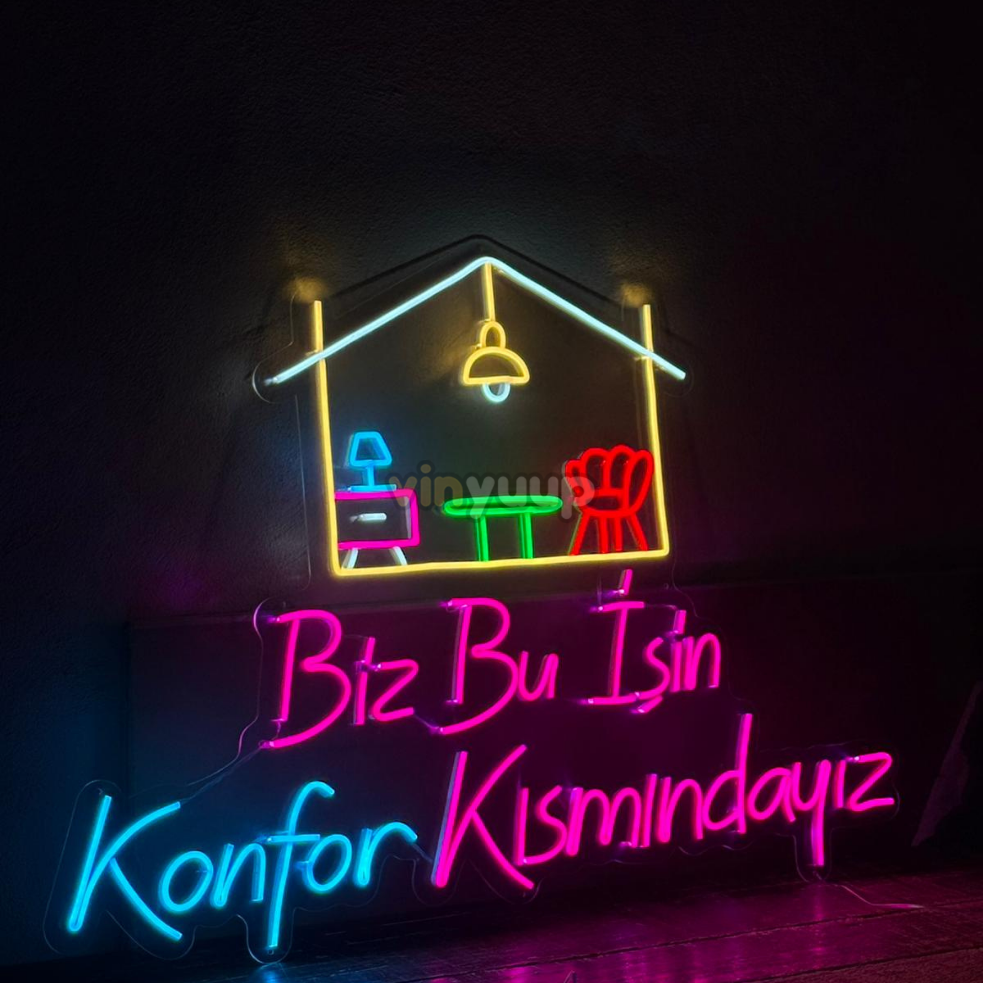 Vinyuup Biz Bu İşin Konfor Kısmındayız V2  - Dekoratif Neon Led Yazı Tabela