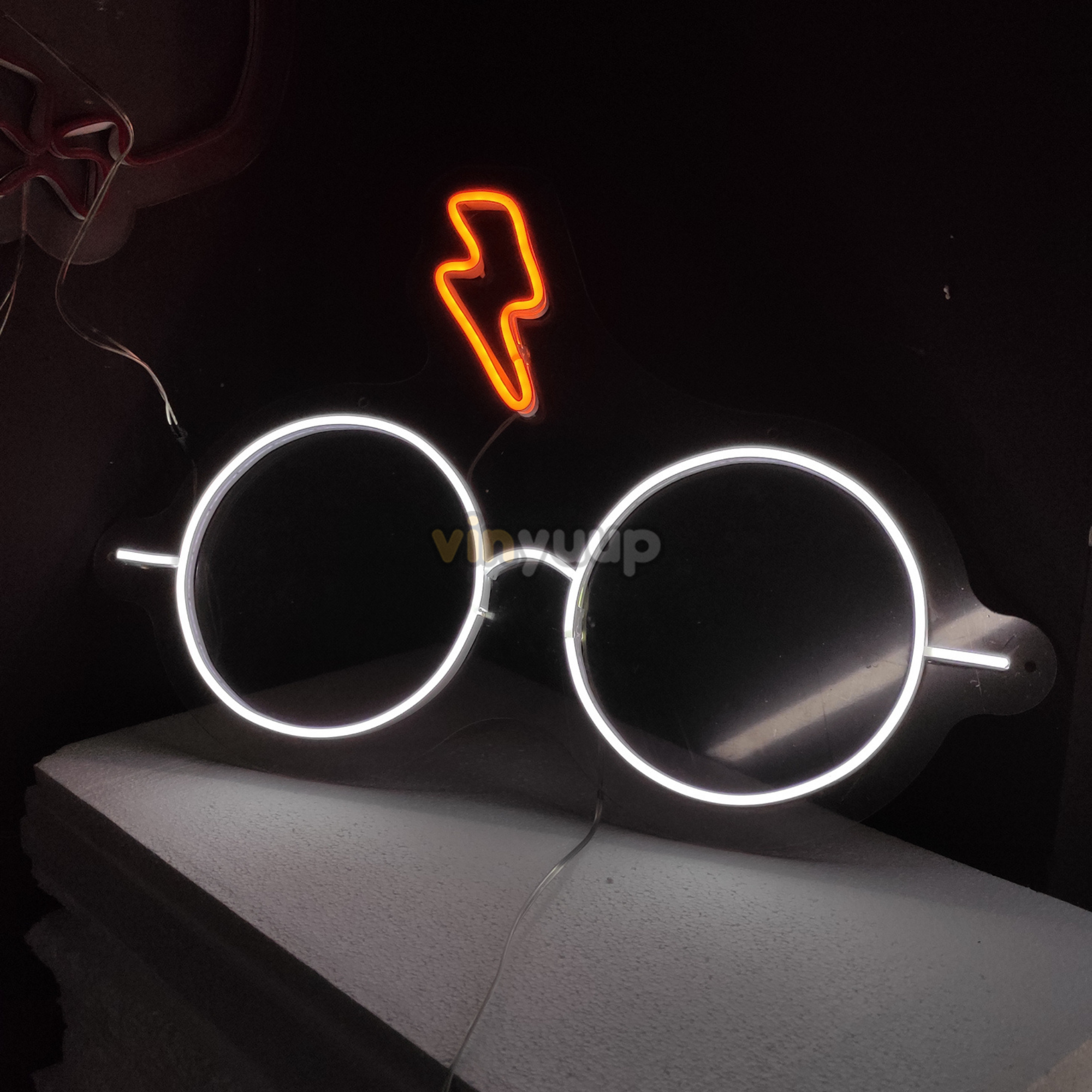 Vinyuup Harry Potter Gözlük - Dekoratif Neon Led Yazı Tabela