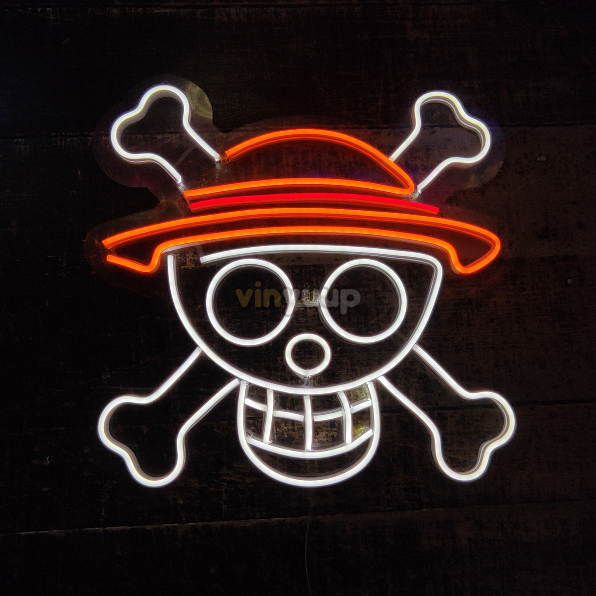 Vinyuup One Piece Amblemi - Dekoratif Neon Led Yazı Tabela