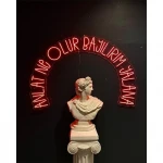Anlat Ne Olur Bayılırım Yalana Neon Led Işıklı Tablo
