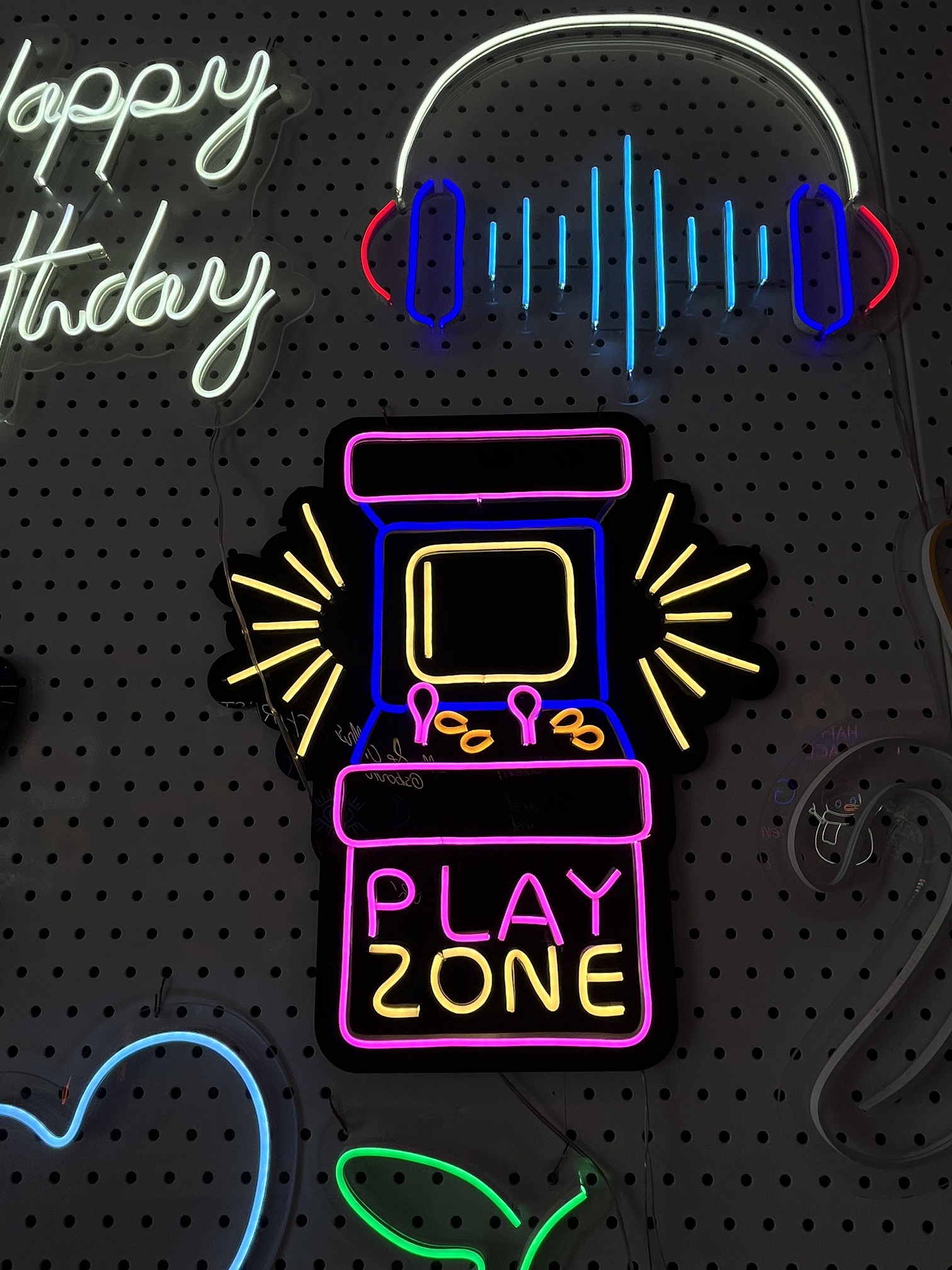 PLAY ZONE 1