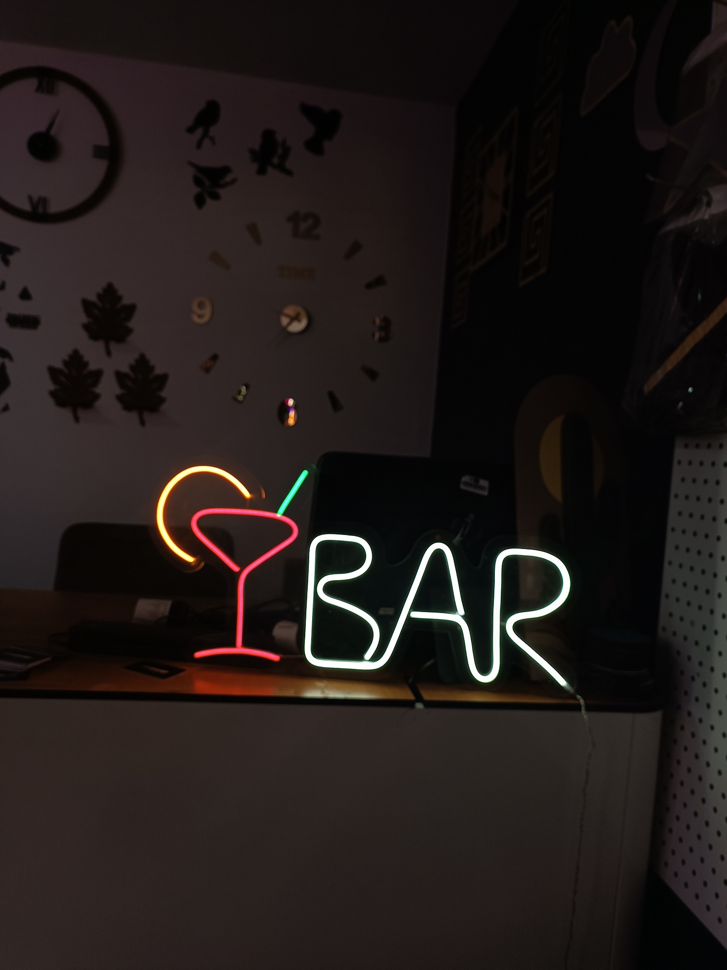 bar